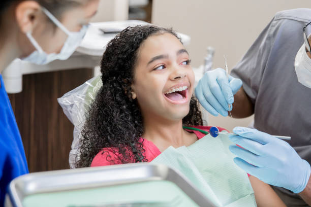 Best Emergency Dental Care for Broken or Chipped Teeth in Pekin, IL